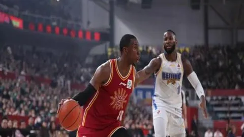 “郑钦文获萨巴伦卡好评，同约央视体育频道下一赛事亮相”